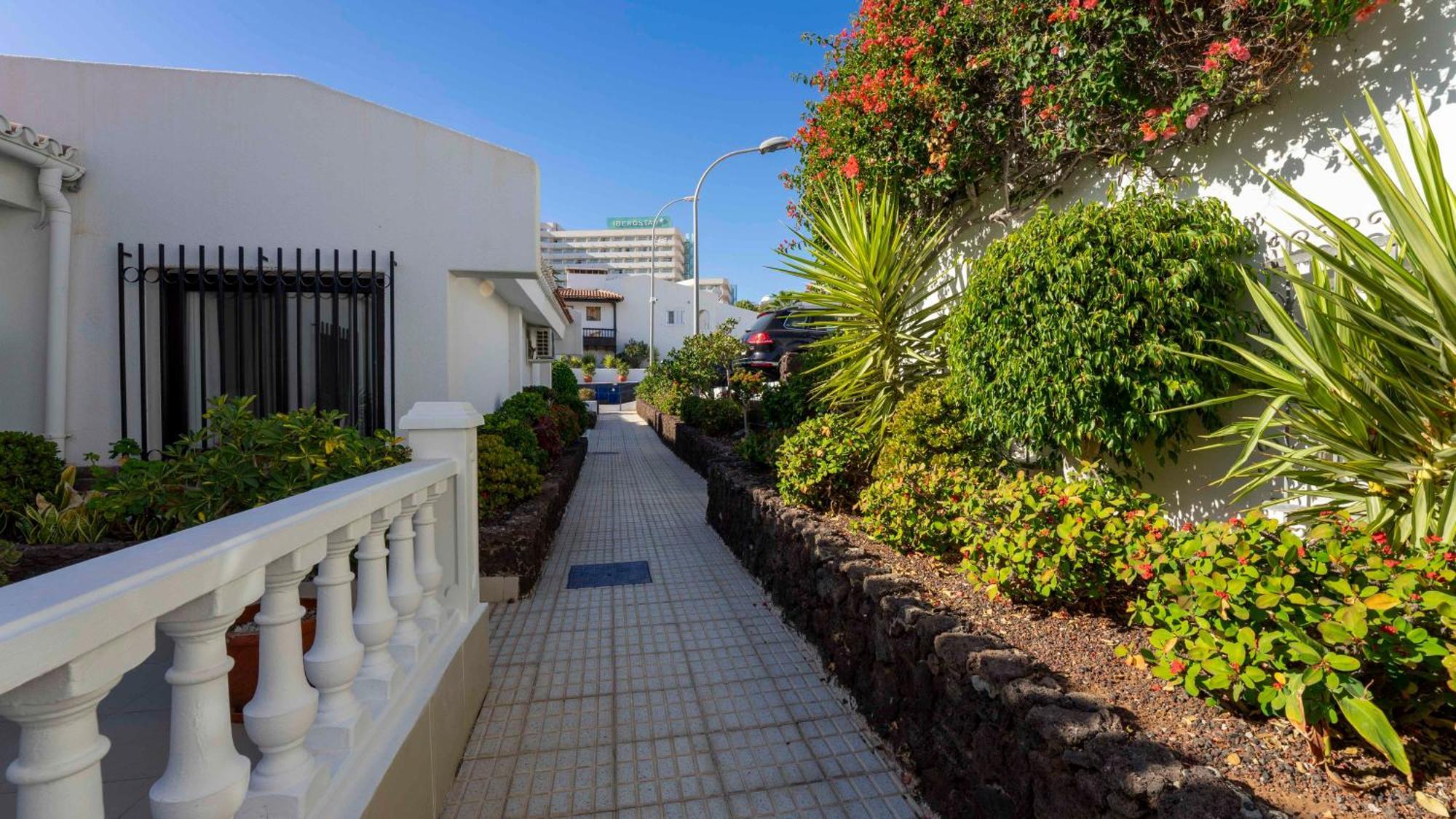 Apartment El *