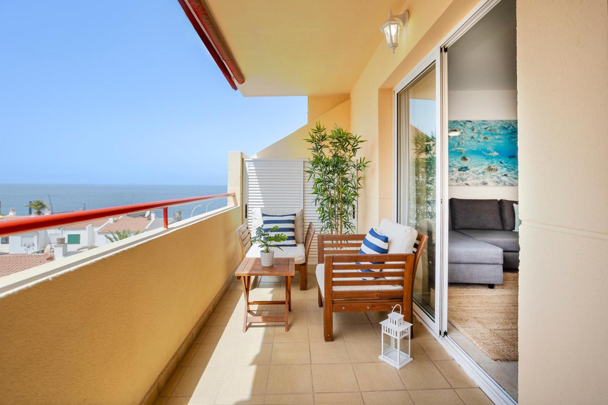 Blue Garden - Cozy With Atlantic Views Apartment