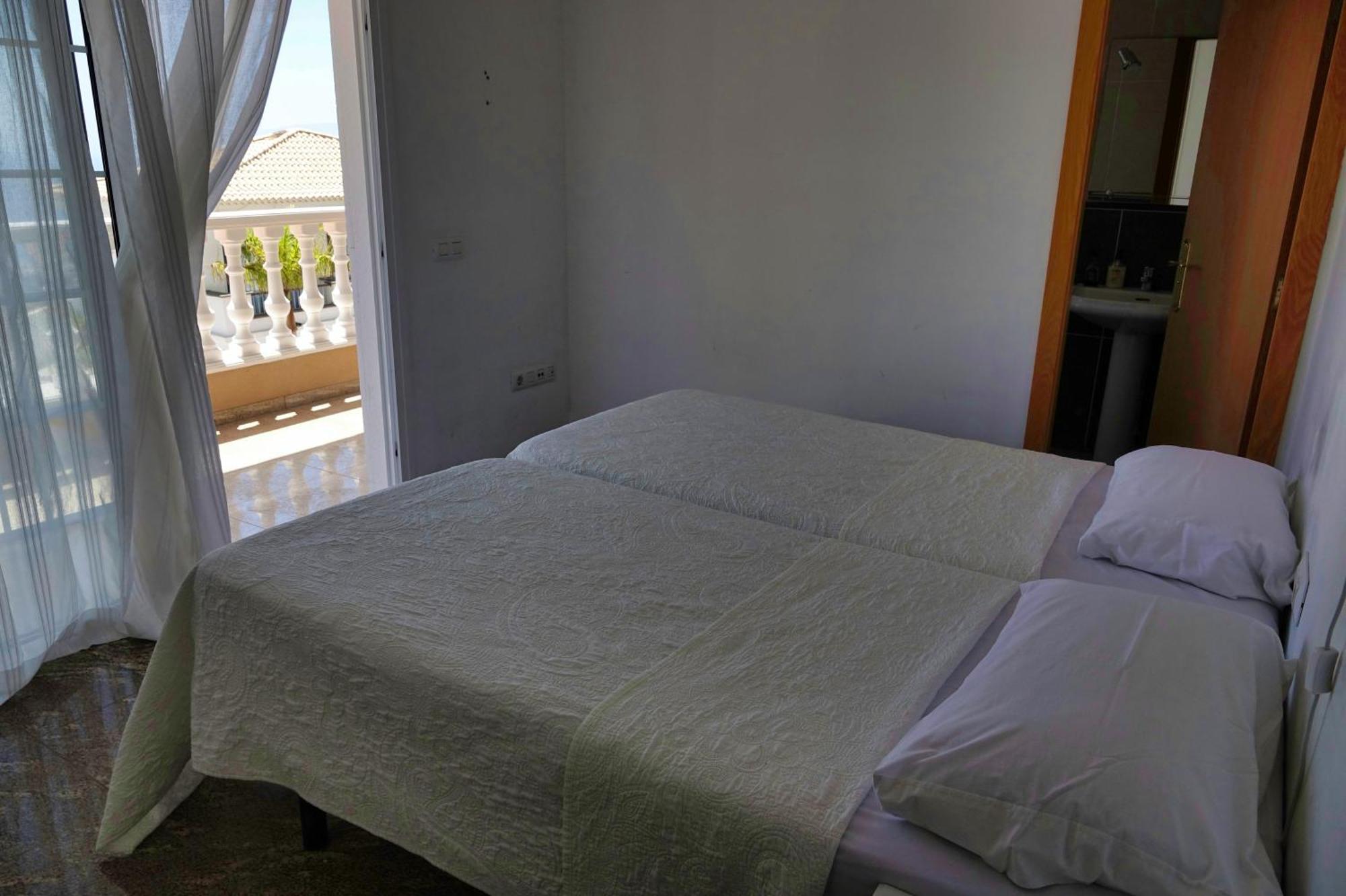 Villa Happiness With Heated Swimming Pool *