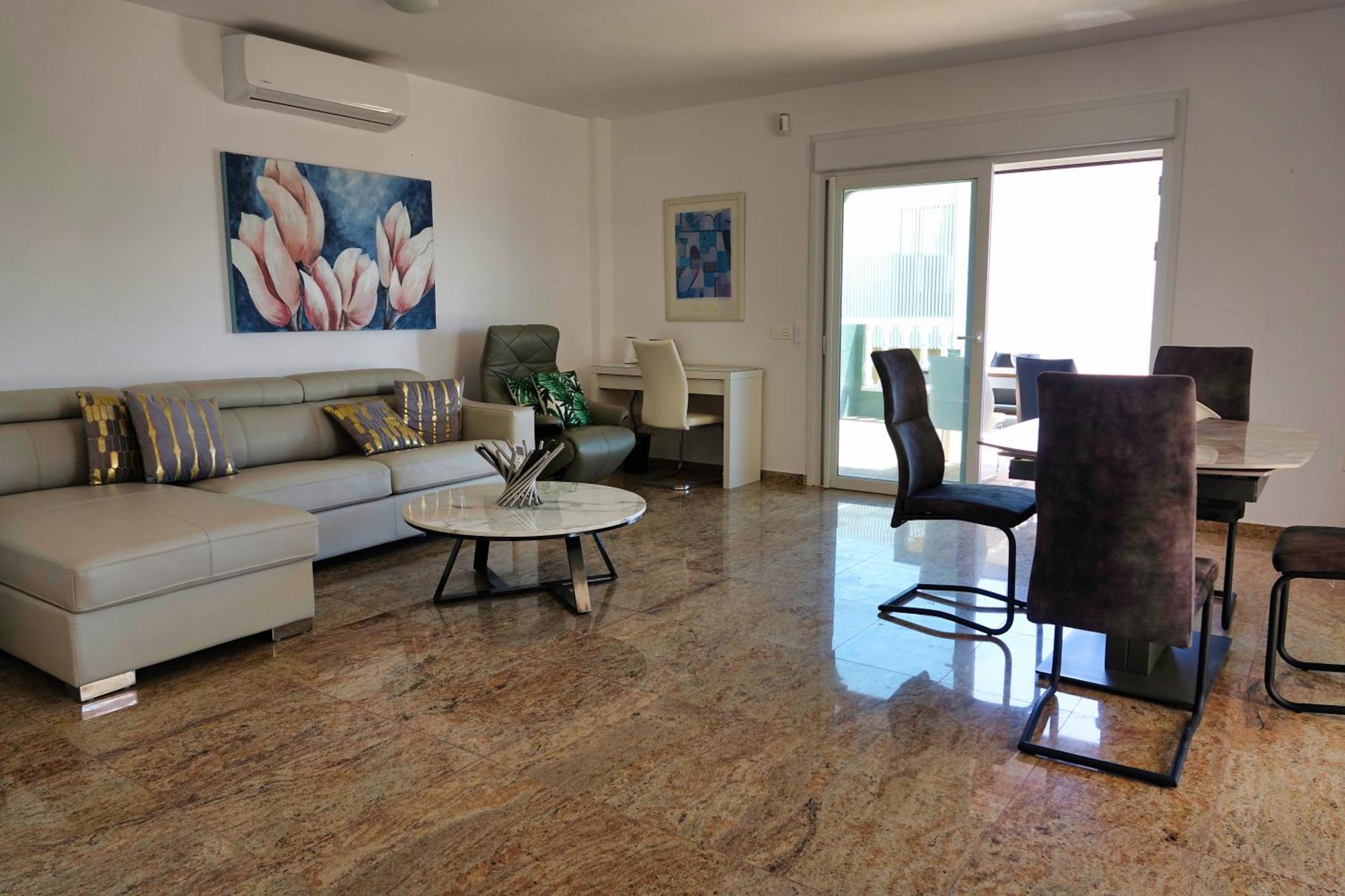Happiness With Heated Swimming Pool Villa Costa Adeje (Tenerife)