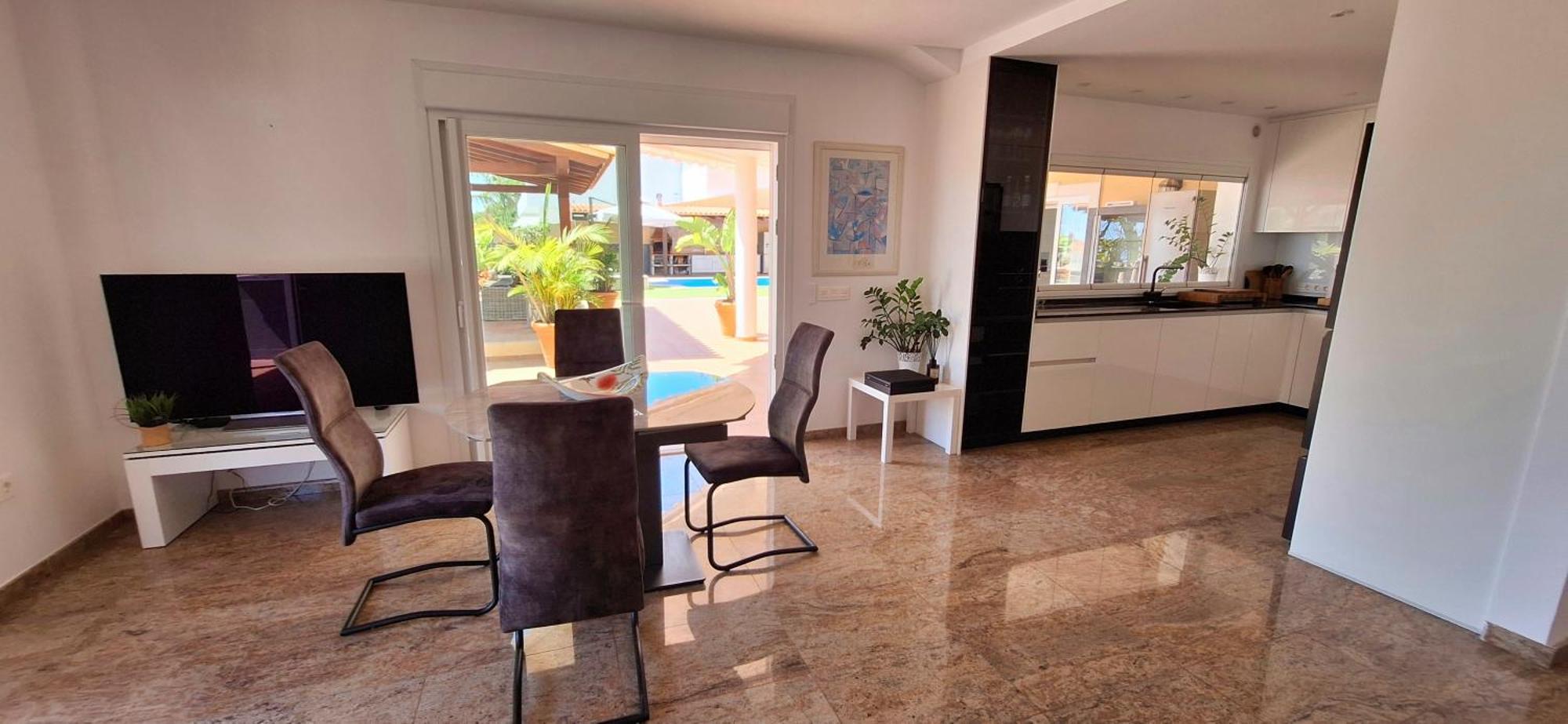 Happiness With Heated Swimming Pool Villa *