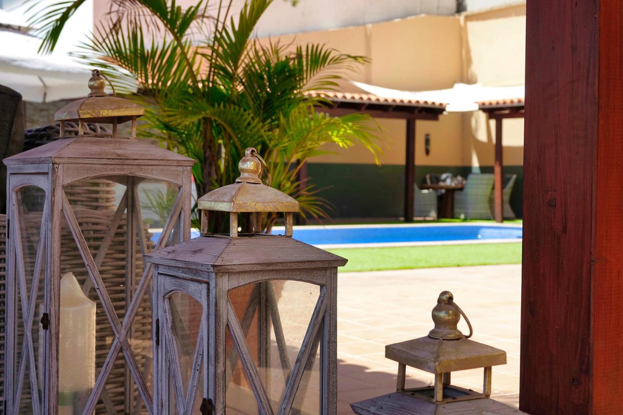 Villa Happiness With Heated Swimming Pool *