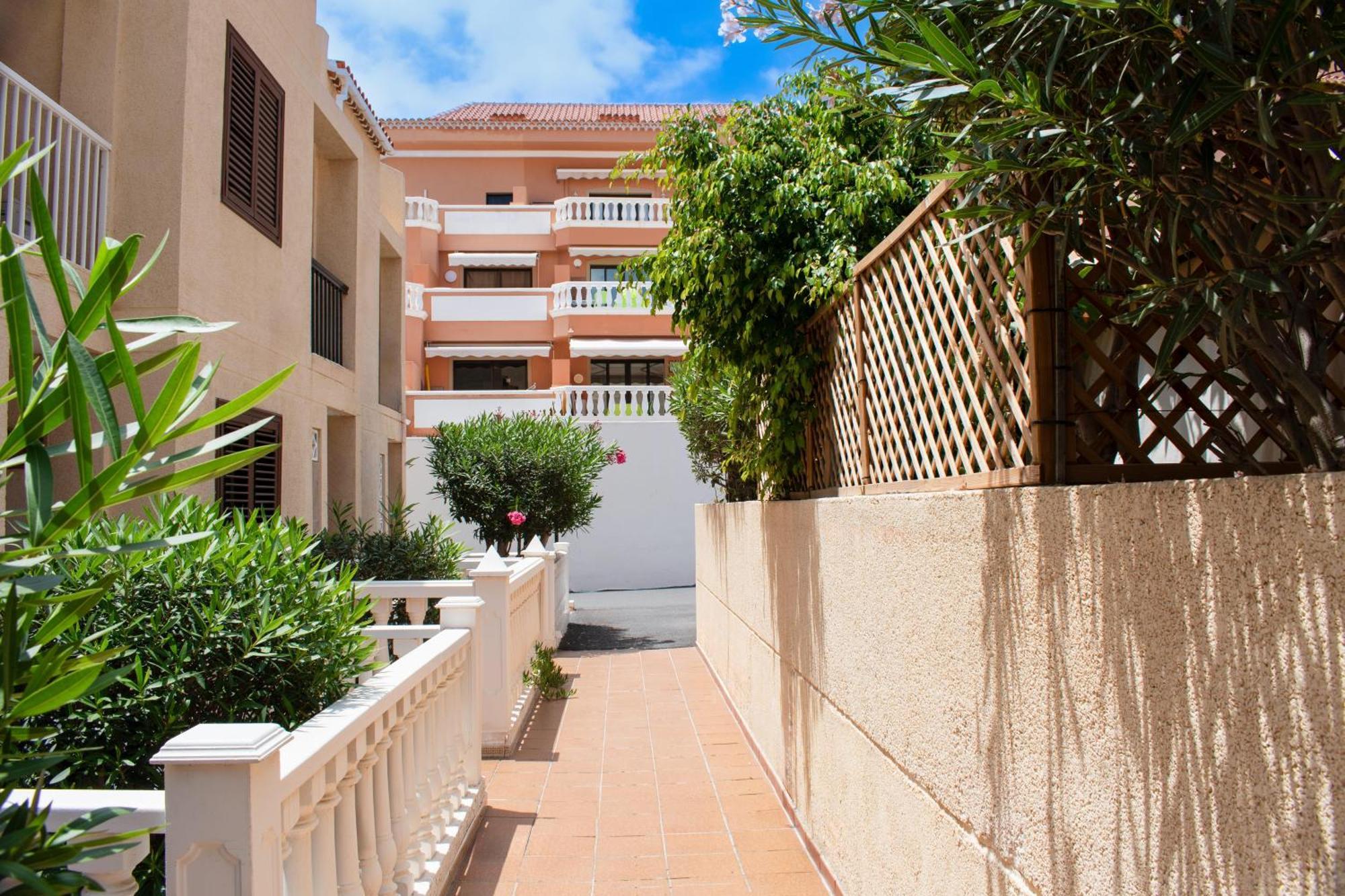 Coral Compostela Apartamento *