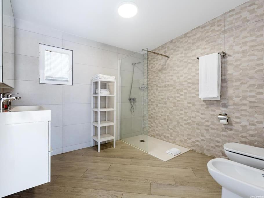 Stunning Mila In Madronal, Heated Pool Villa Costa Adeje (Tenerife)