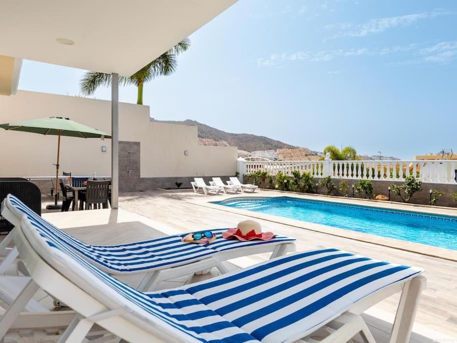 Stunning Mila In Madronal, Heated Pool *