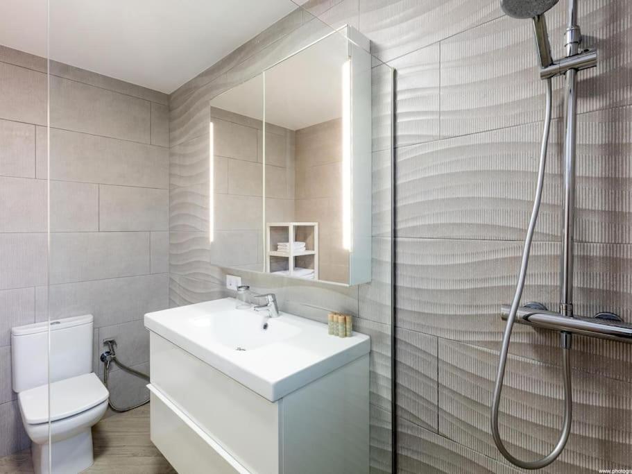 Stunning Mila In Madronal, Heated Pool Villa Costa Adeje (Tenerife)
