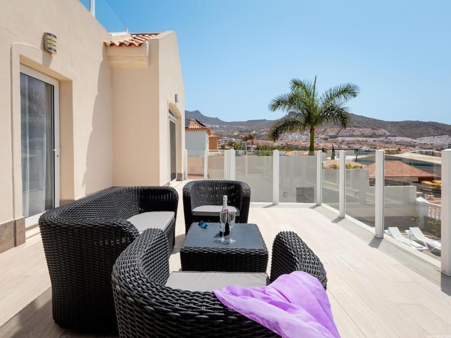 Stunning Mila In Madronal, Heated Pool