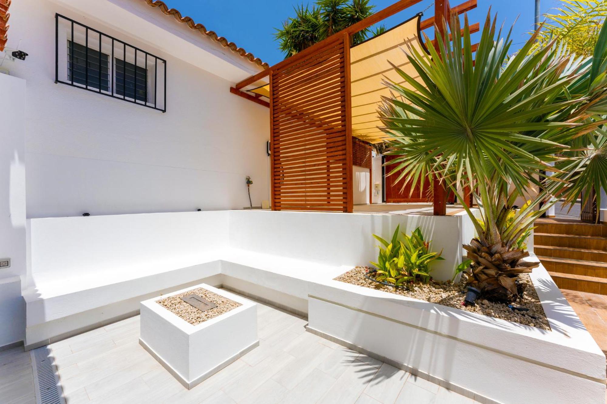 With Stunning Views And A Solarium In Arona * Arona (Tenerife)