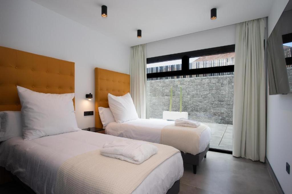 Villa 7 Bedroom - By Apricus Holidays *
