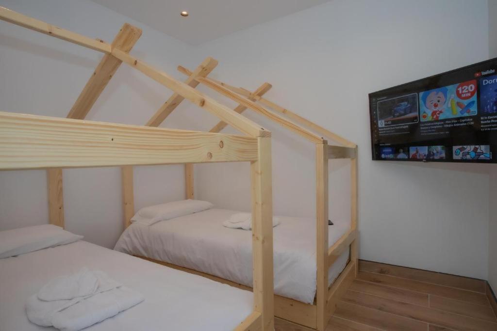 Villa 7 Bedroom - By Apricus Holidays Costa Adeje (Tenerife)