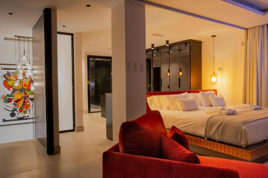 Villa 7 Bedroom - By Apricus Holidays