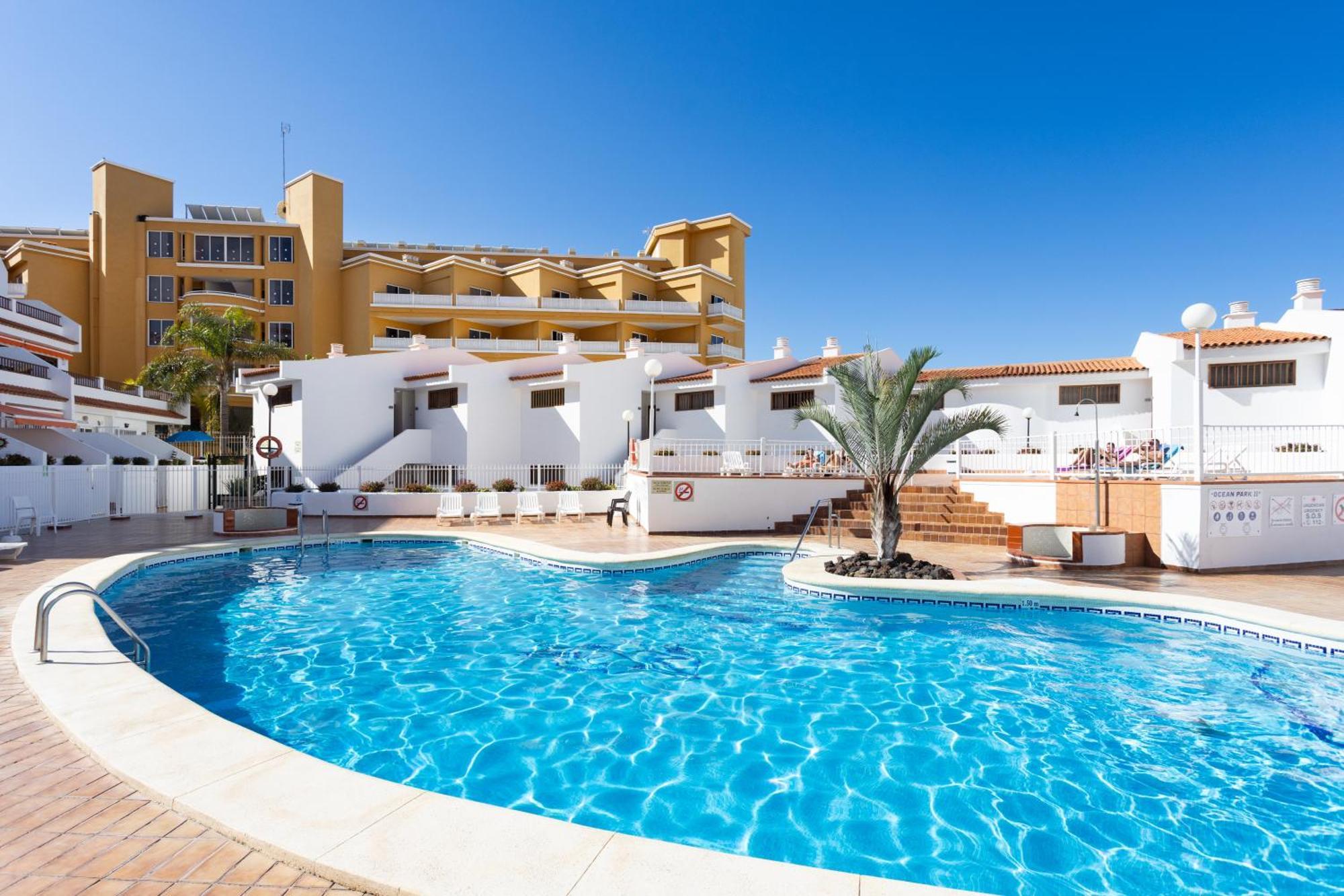 Apartamento Home2book Serene & Pool, Escape Costa Adeje (Tenerife)