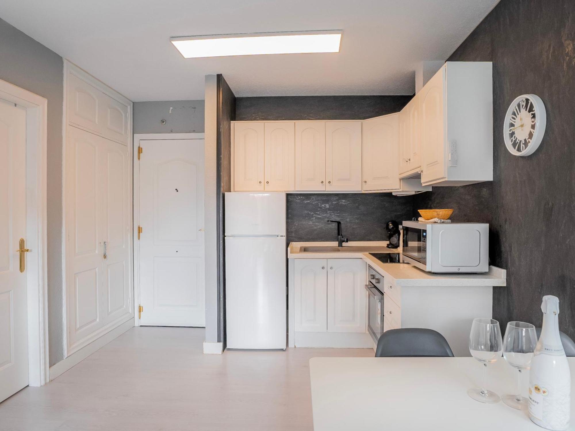 Modern 1bd With A Patio And Pool, Balcon Del Mar, B52 Apartamento *