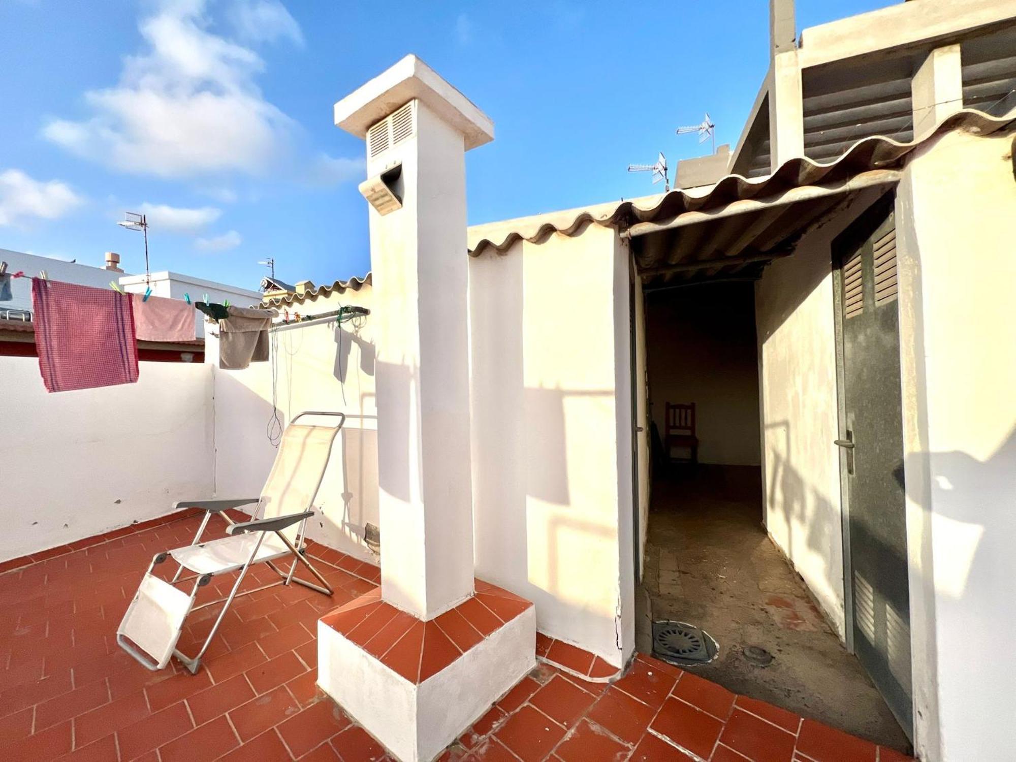 Modern 1b Apt 200 From Beach Ac