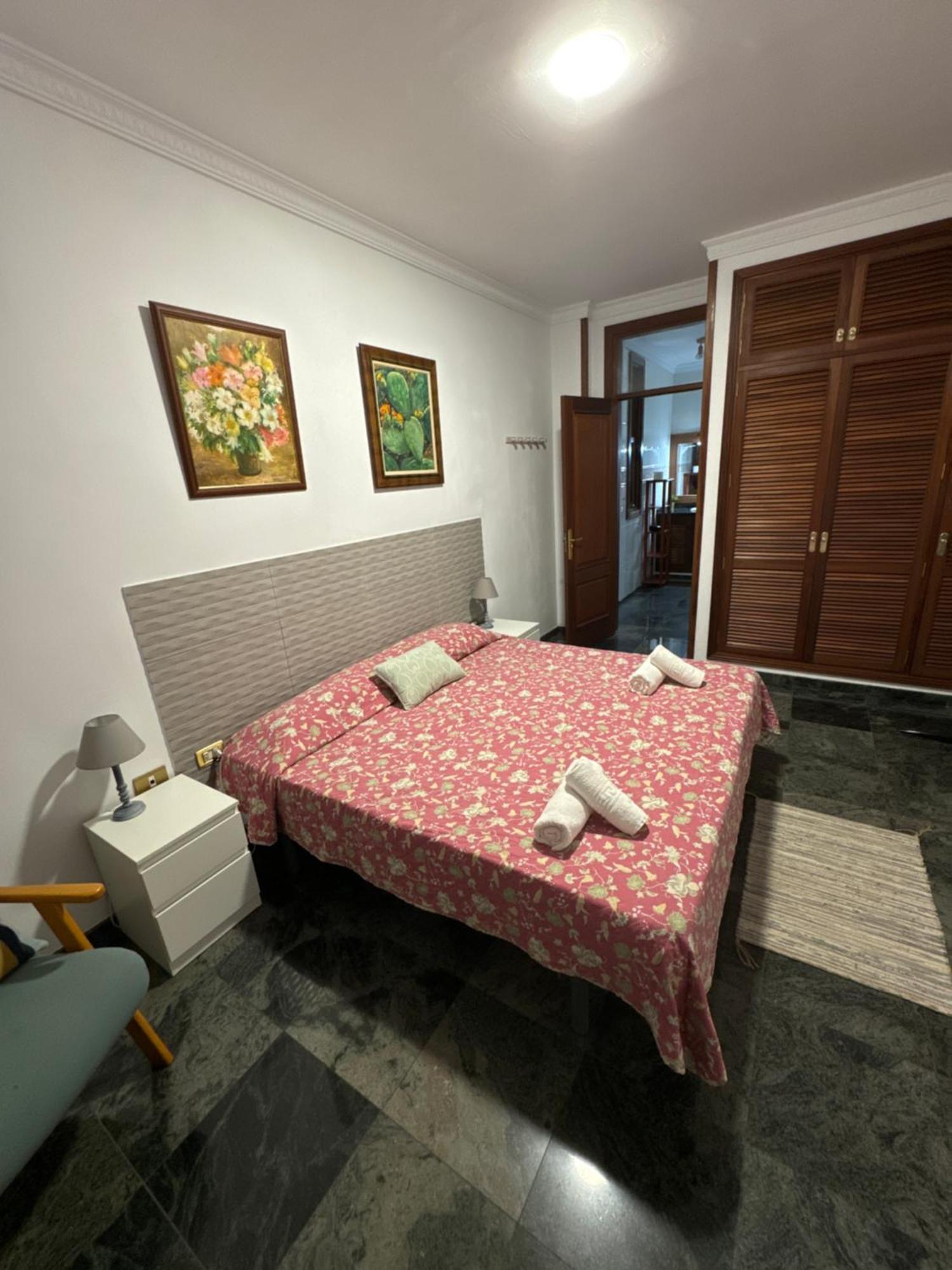 Villa Gonzalez Sea Views Bed & Breakfast *