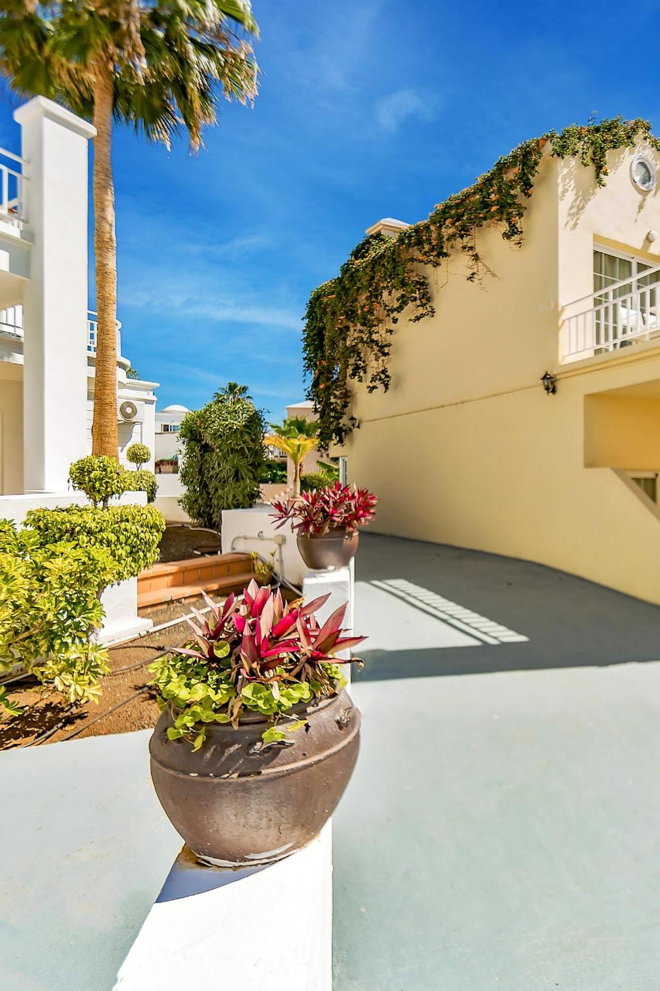 2 Bedroom In Fanabe Costa Adeje (Tenerife)
