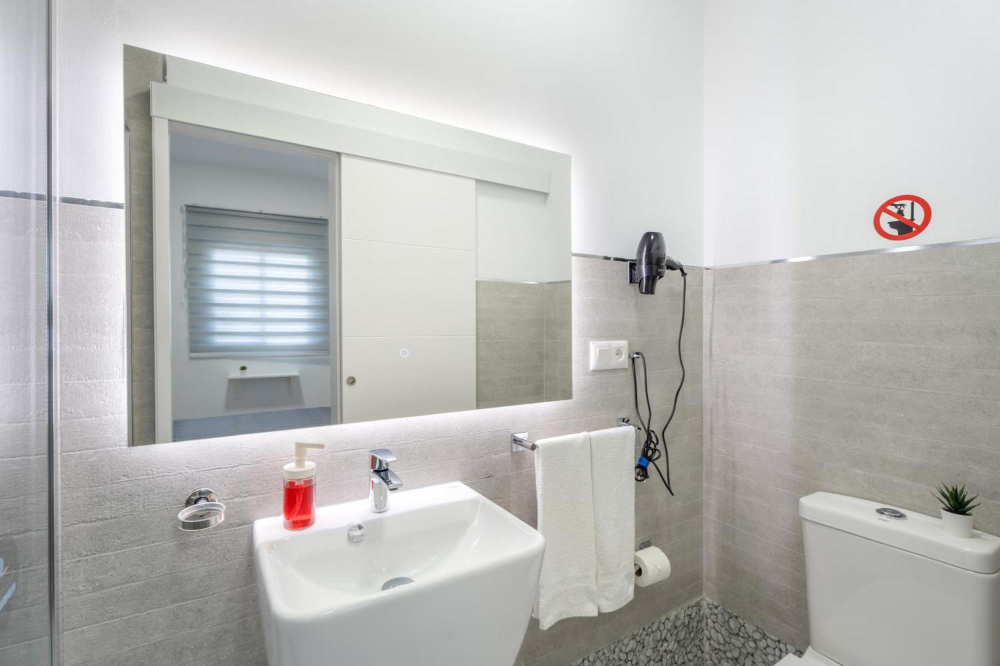 Room's La Tosquita * Alcala (Tenerife)