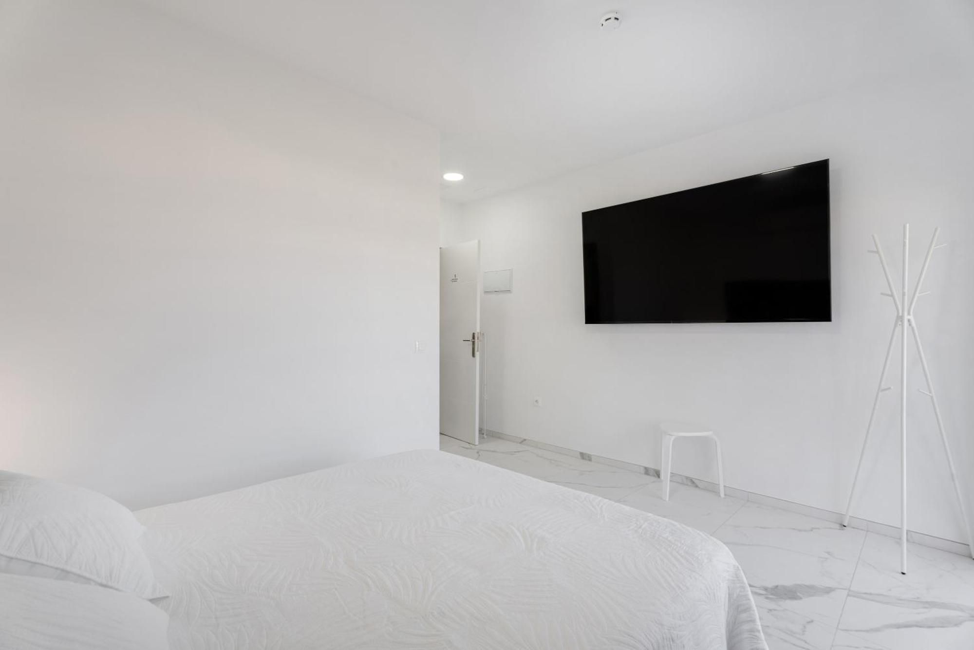 Room's La Tosquita