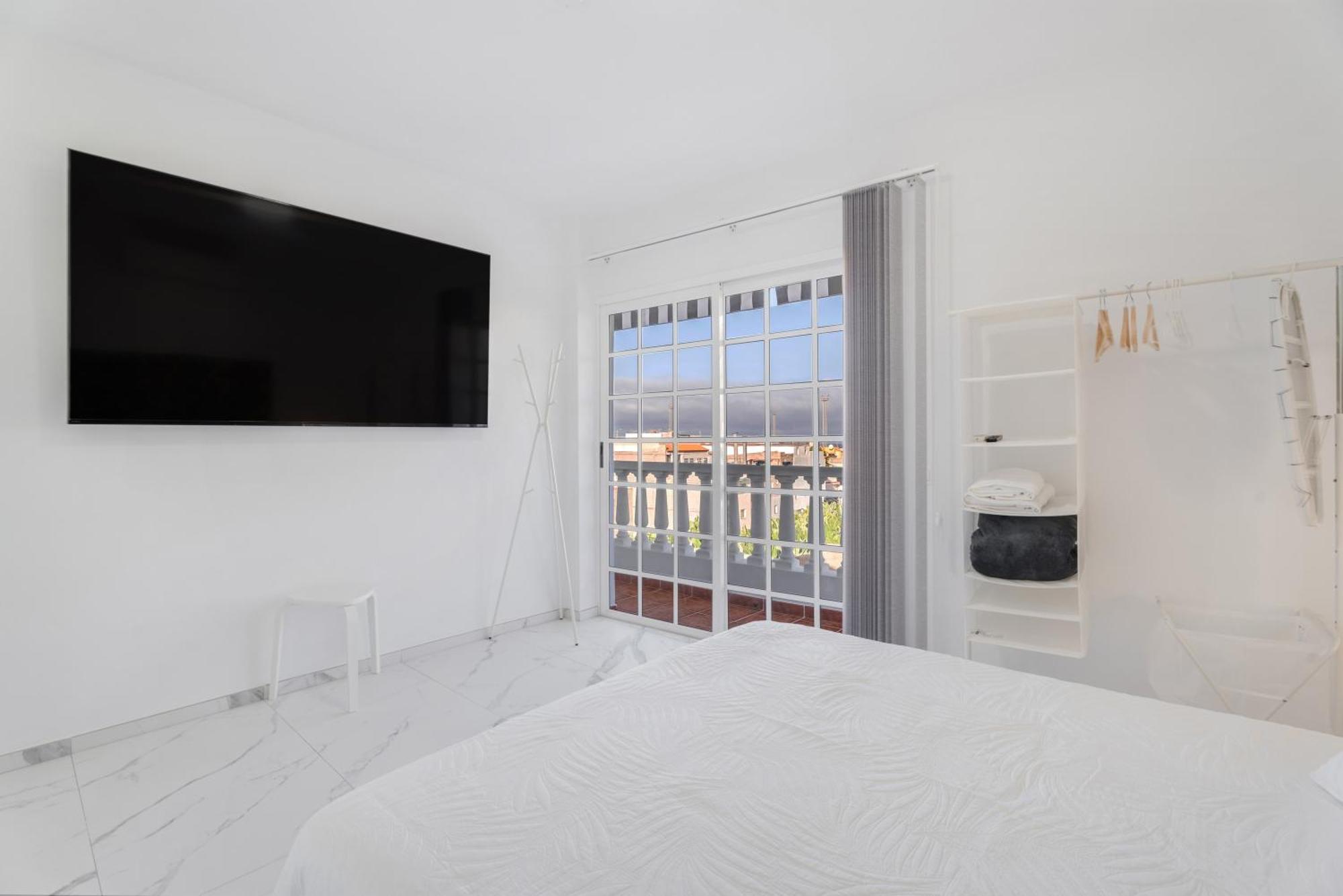 Room's La Tosquita