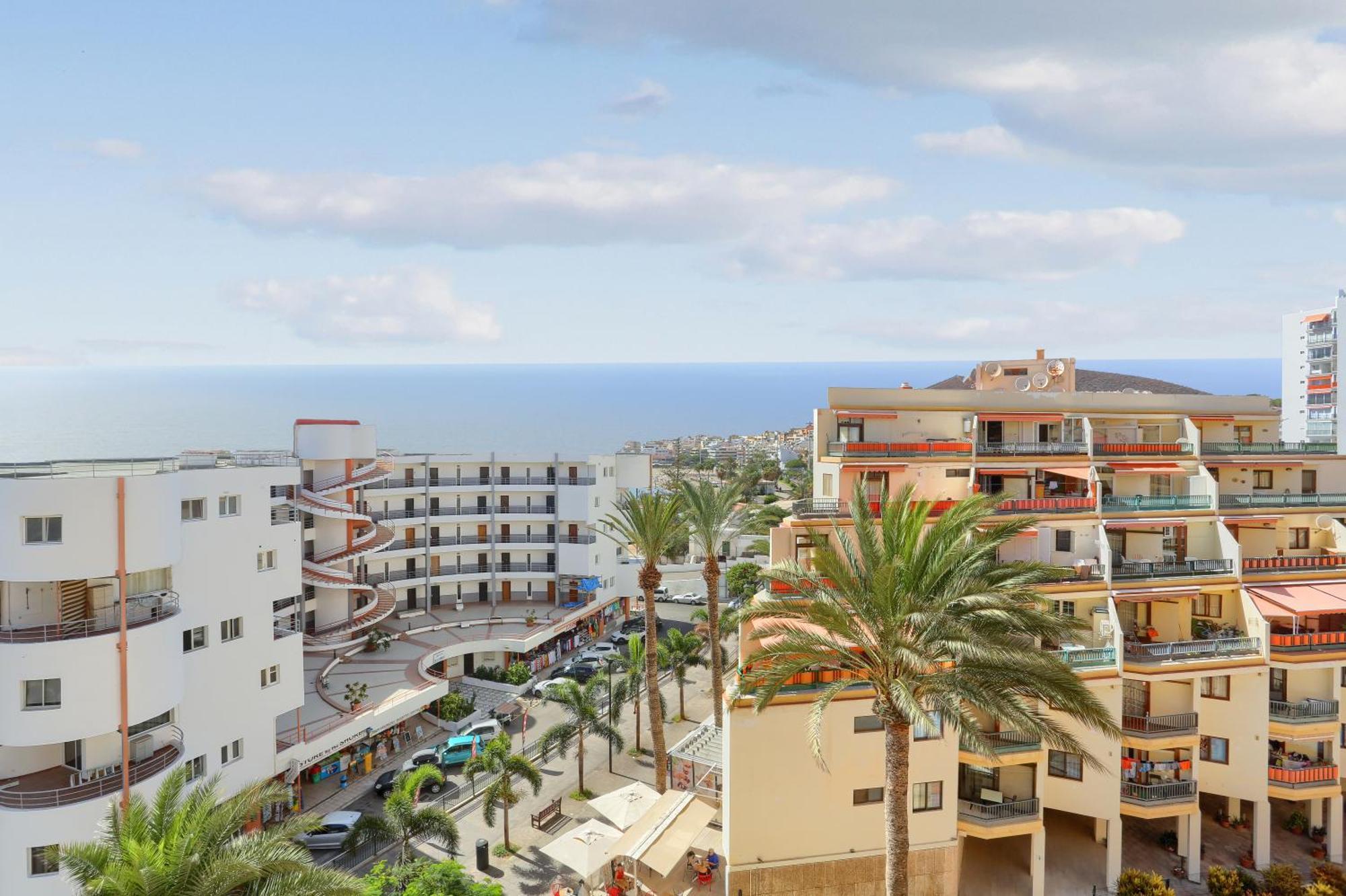 Luxory Dreamy Sunset, Seafront, Direct Access To The Promenade,wifi,pool,free Parking * Los Cristianos (Tenerife)
