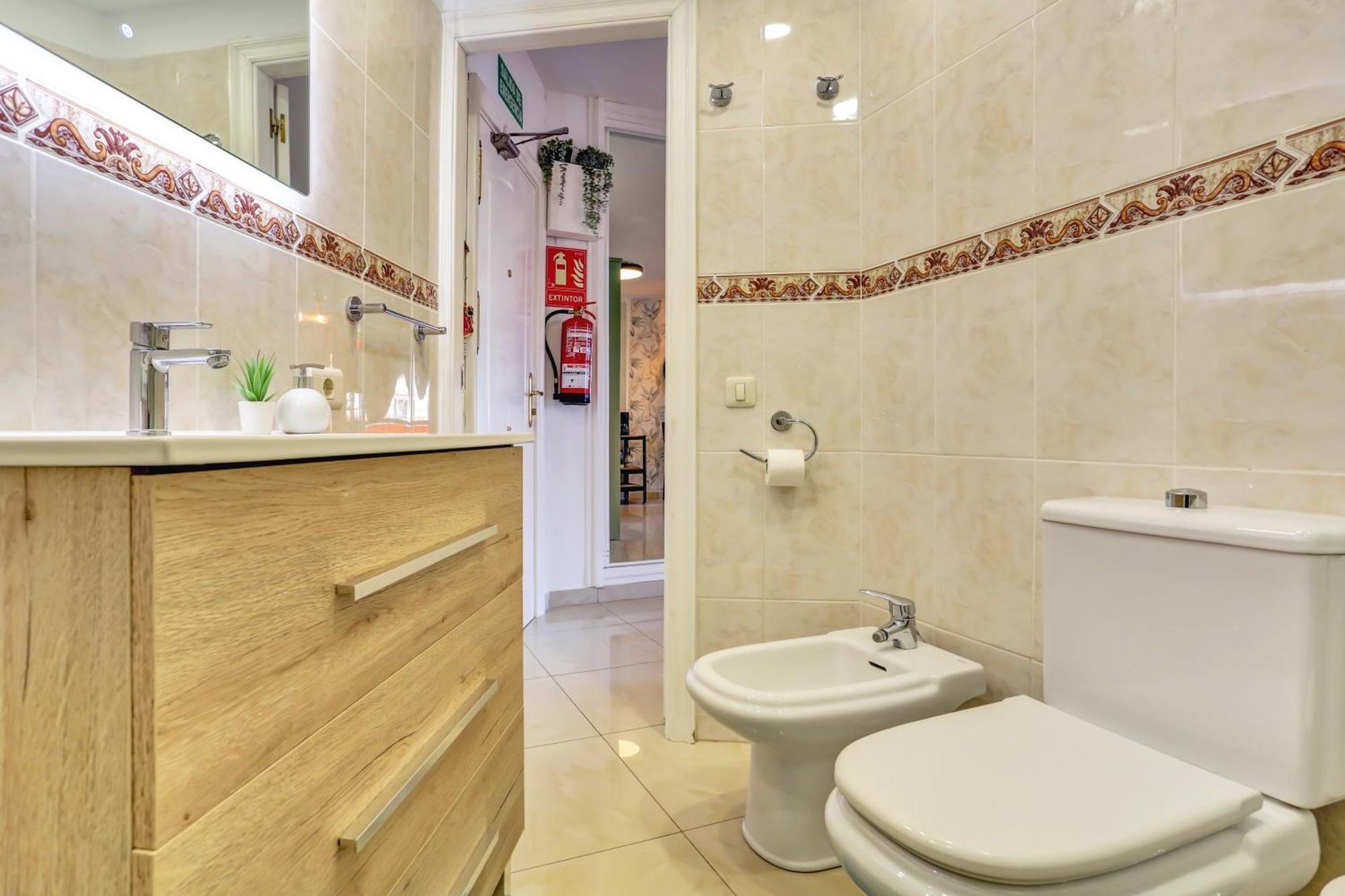 Luxory Dreamy Sunset, Seafront, Direct Access To The Promenade,wifi,pool,free Parking Apartment