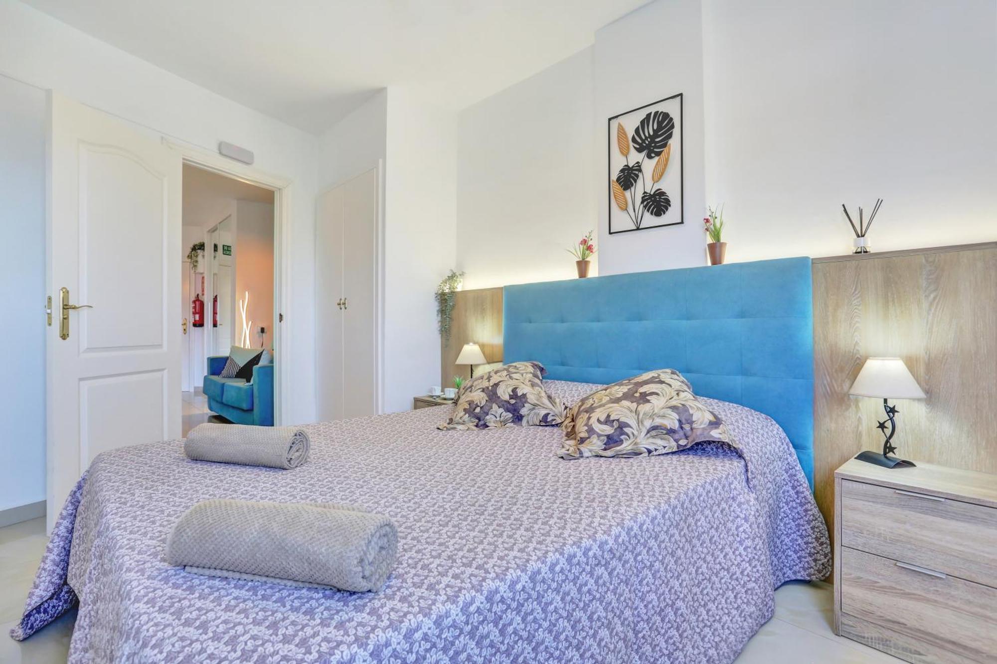 Luxory Dreamy Sunset, Seafront, Direct Access To The Promenade,wifi,pool,free Parking * Los Cristianos (Tenerife)