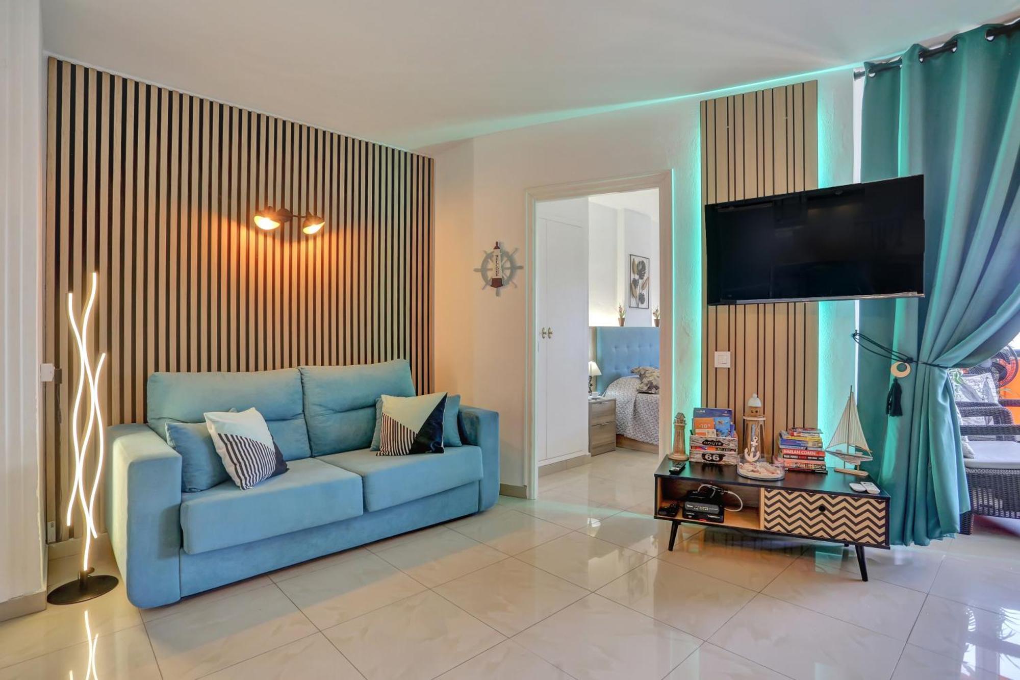 Luxory Dreamy Sunset, Seafront, Direct Access To The Promenade,wifi,pool,free Parking Apartment