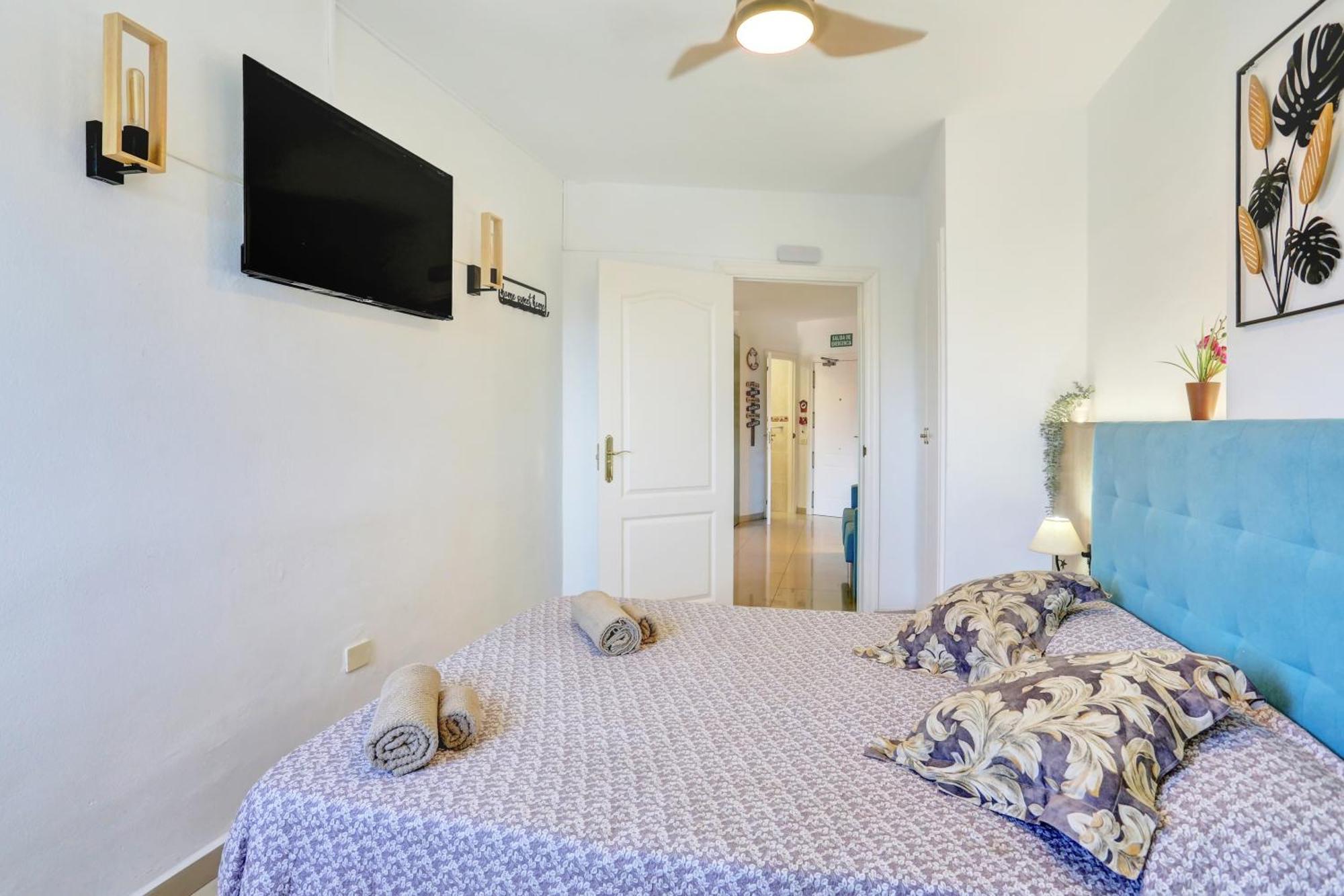 Apartment Luxory Dreamy Sunset, Seafront, Direct Access To The Promenade,wifi,pool,free Parking Los Cristianos (Tenerife)