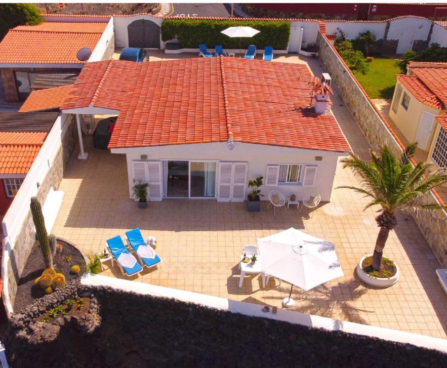 Villa Beachfront And Pool *
