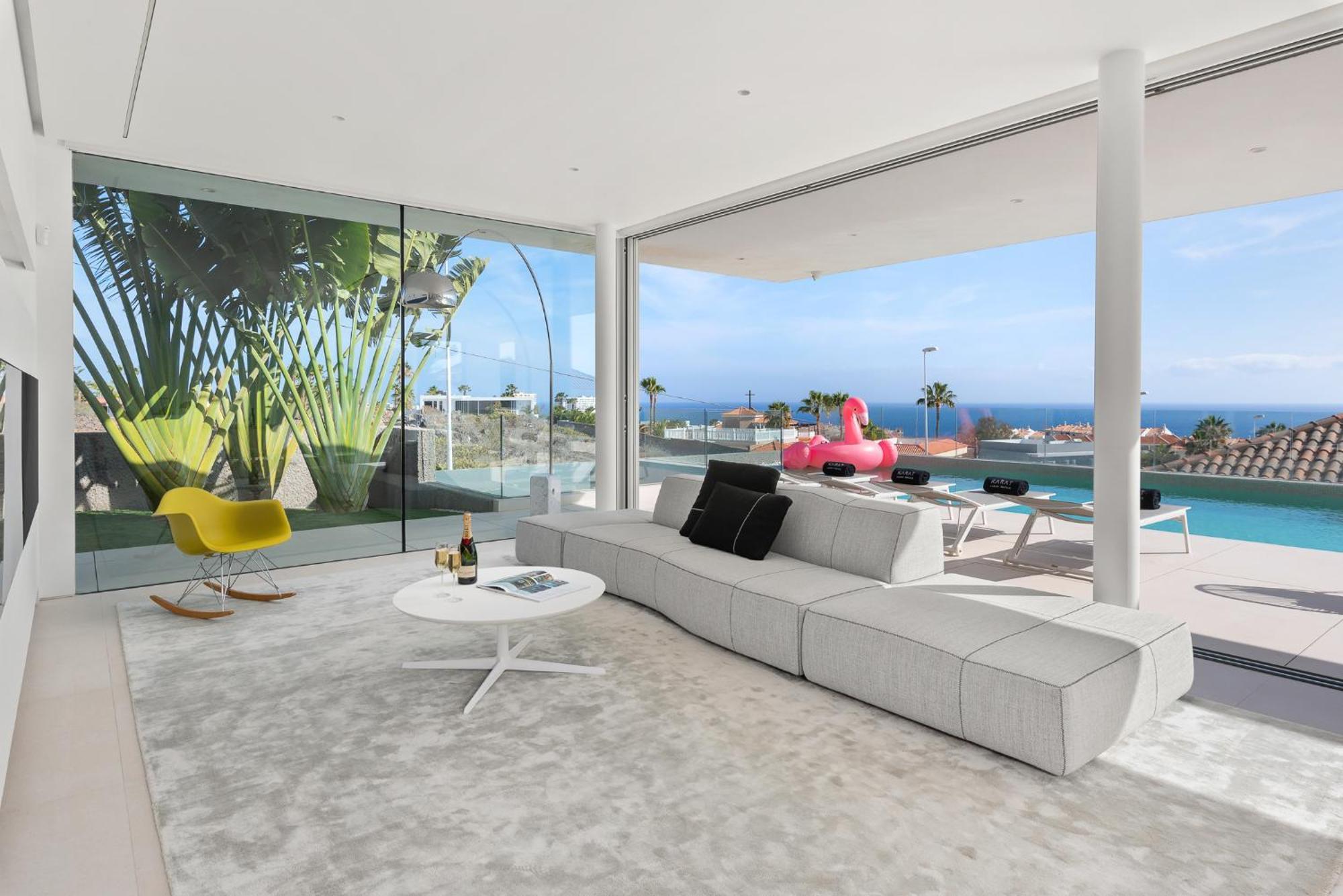 Karat Murano Villa *