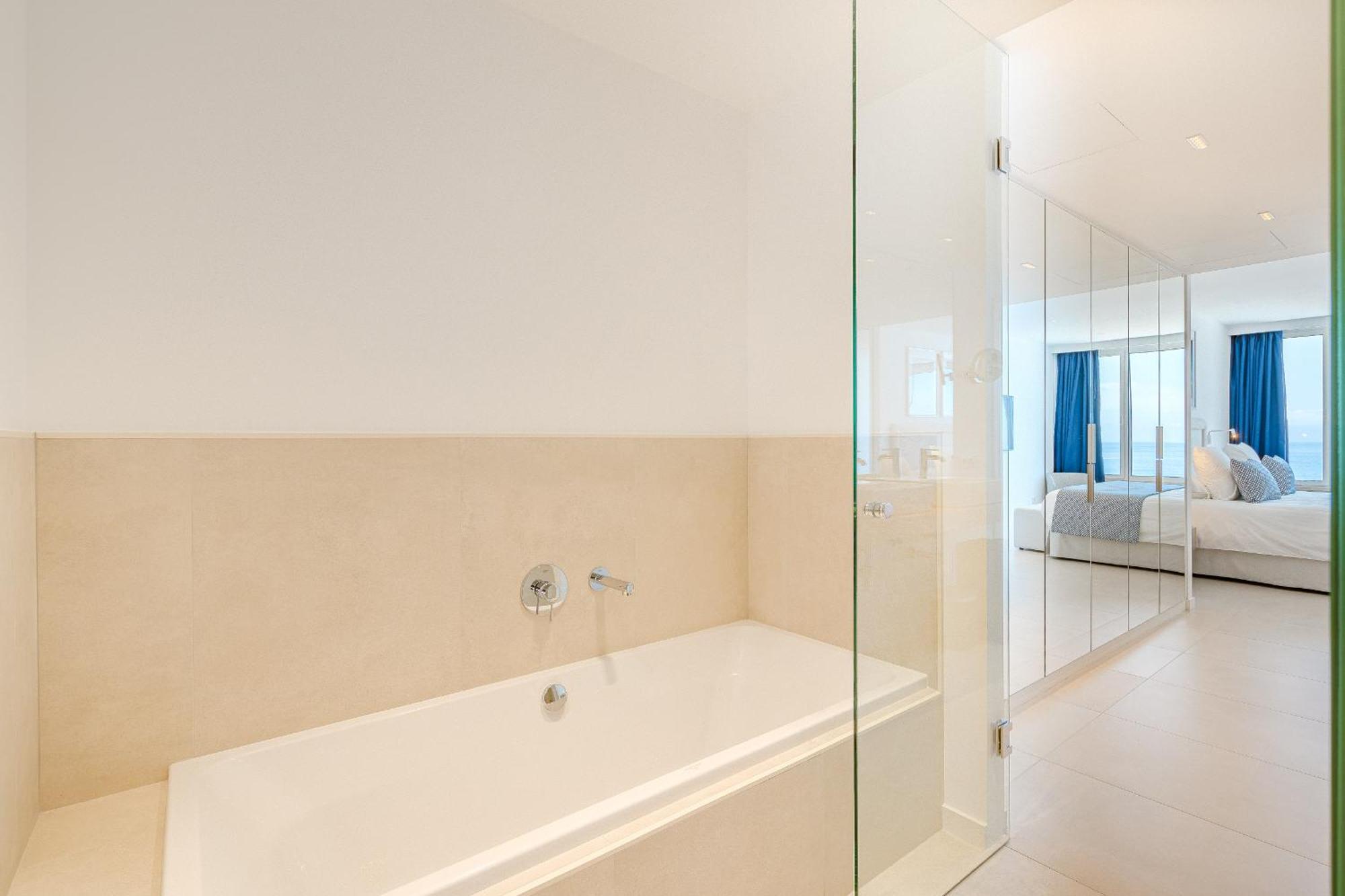 Apartment Aquasuites Luxury B06 At Gigantes Acantilado de los Gigantes