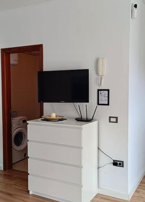 Bajamar - Estudio Comodo Con Terraza Y Wifi Apartamento *