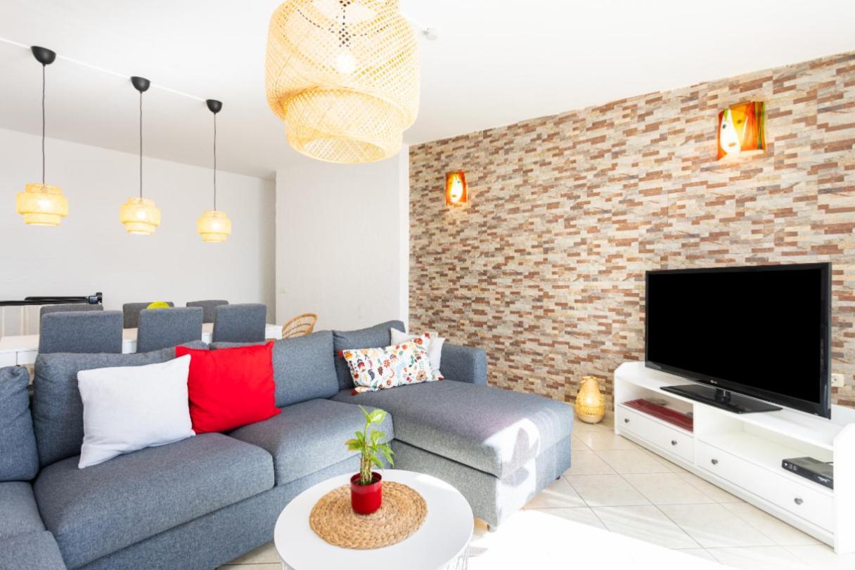 Casa Almendra - Private Pool - Ocean View - Bbq - Garden - Terrace - Free Wifi - Child & Pet-friendly - 4 Bedrooms - 8 People