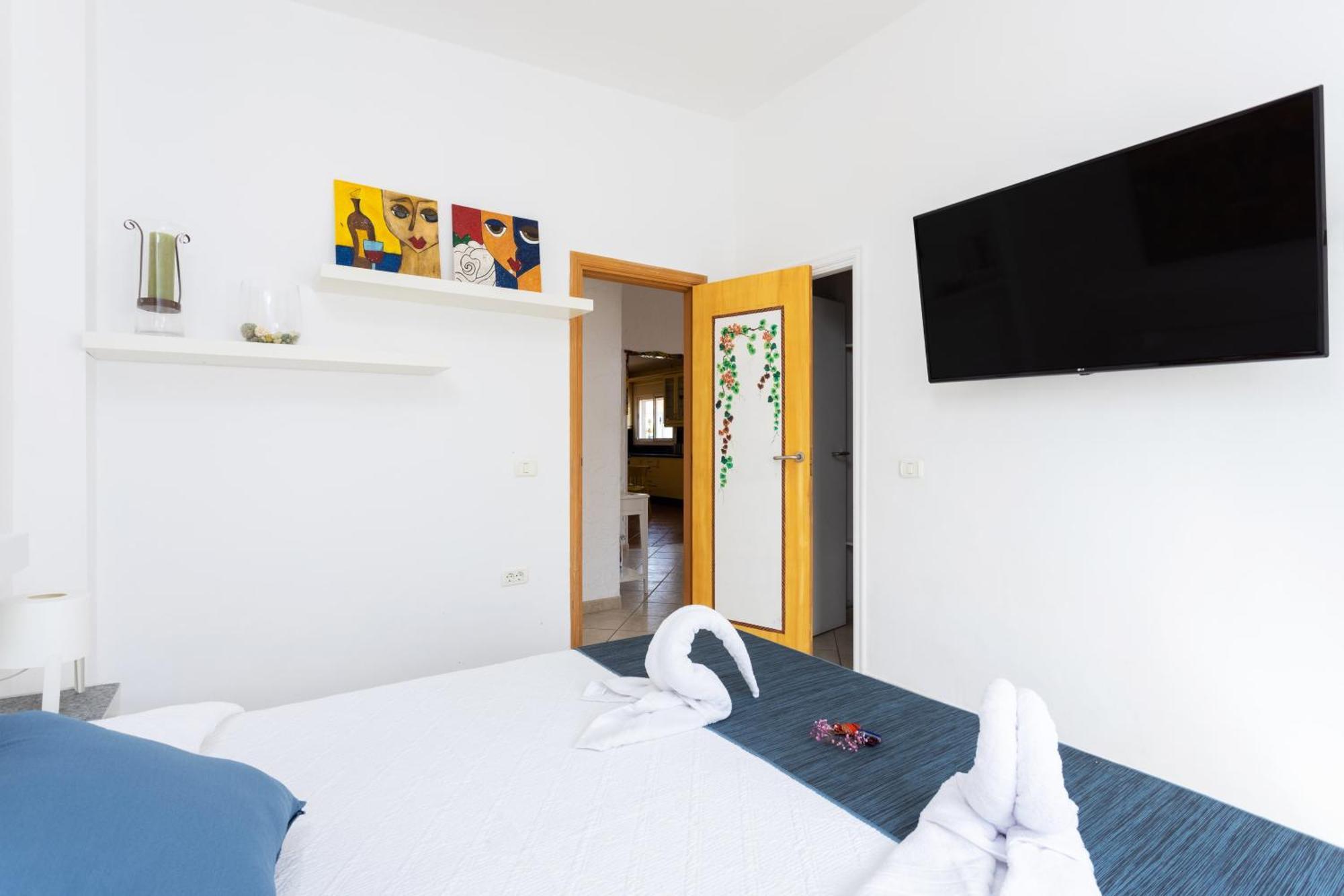 Casa Almendra - Private Pool - Ocean View - Bbq - Garden - Terrace - Free Wifi - Child & Pet-friendly - 4 Bedrooms - 8 People Hébergement de vacances *