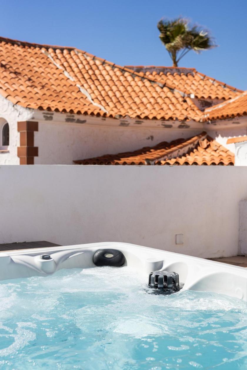 Casa Naranja - Heated Pool - Bbq - Terrace - Free Wifi - Child & Pet-friendly - 3 Bedrooms - 6 People Villa