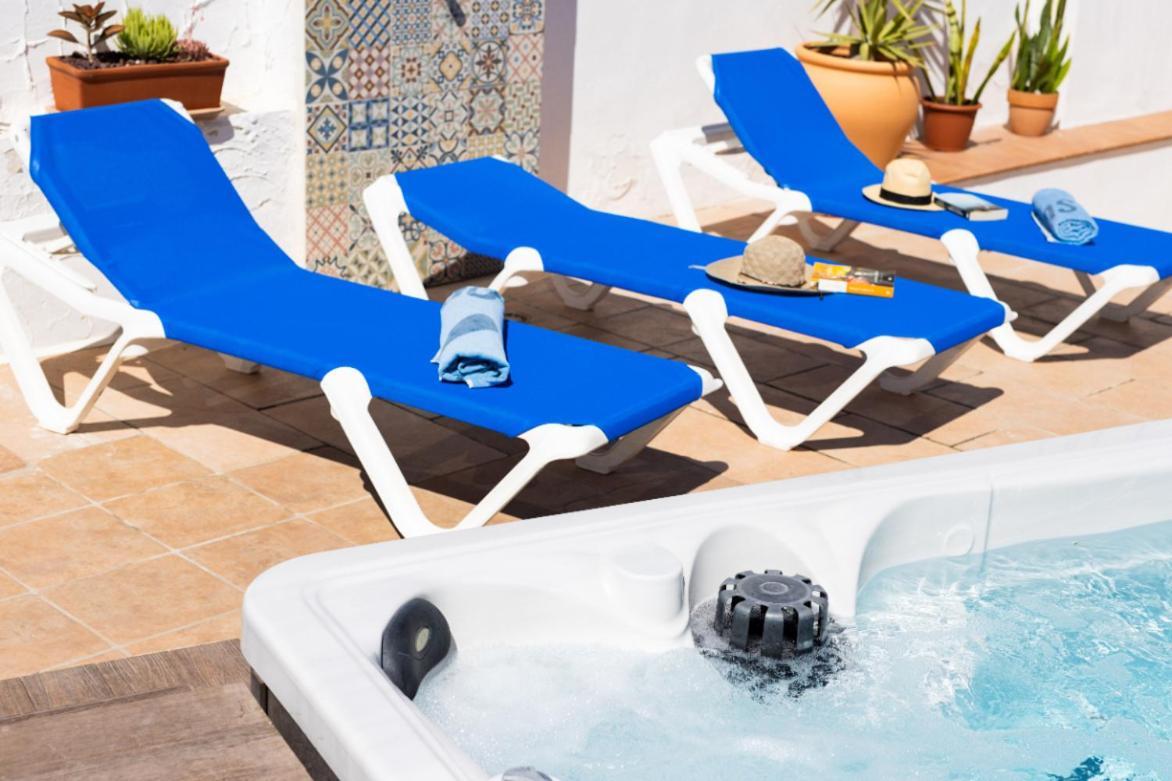 Villa Casa Naranja - Heated Pool - Bbq - Terrace - Free Wifi - Child & Pet-friendly - 3 Bedrooms - 6 People
