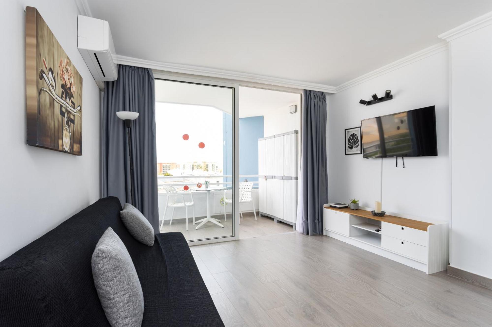 Sunny With Pool & Terrace, Golf Del Sur Apartamento