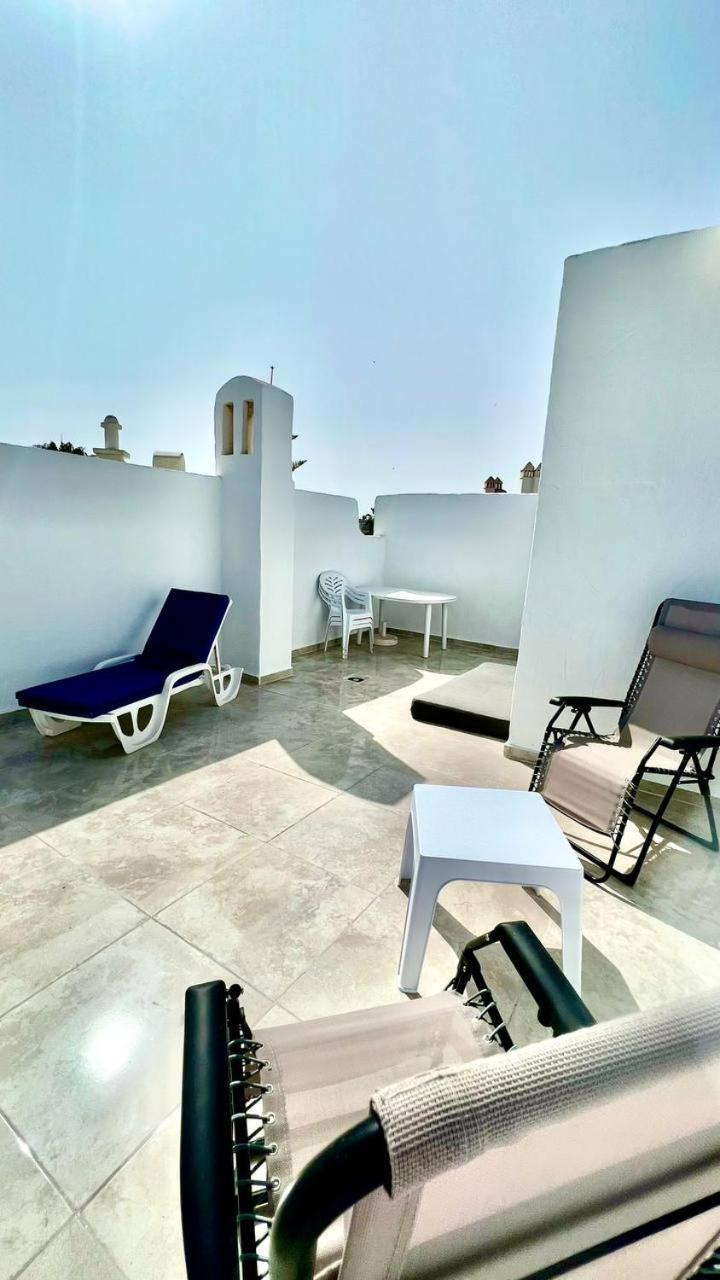 Amazing One Bad El Duque Apartamento *