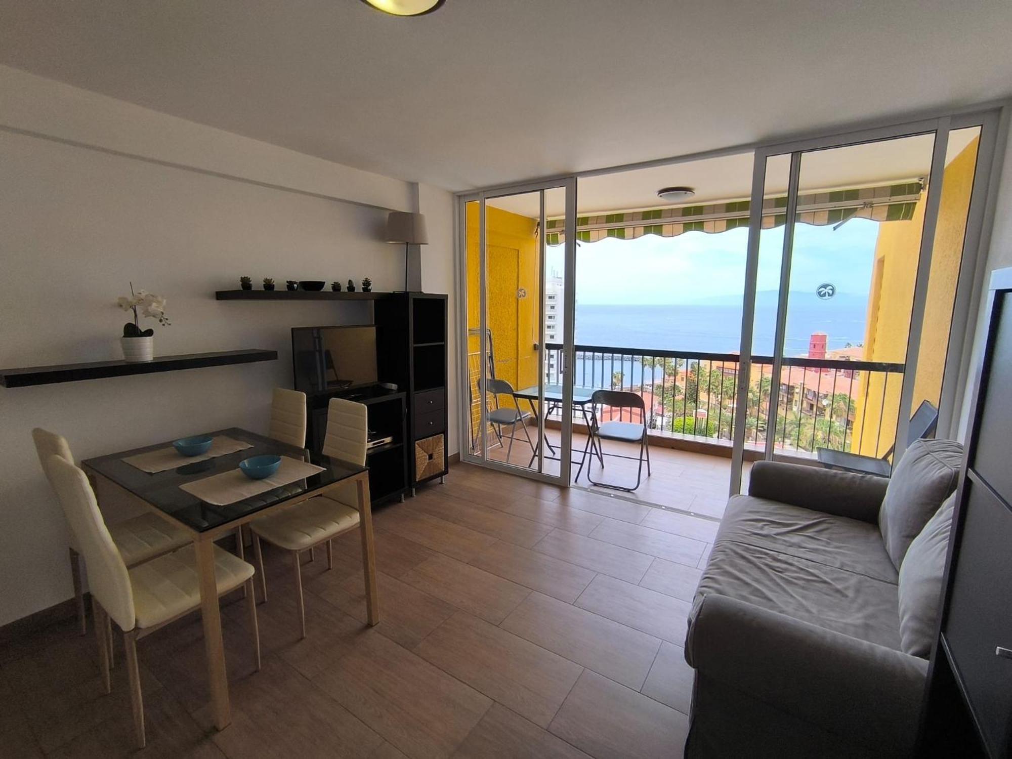 Las Americas For Holiday Appartement *