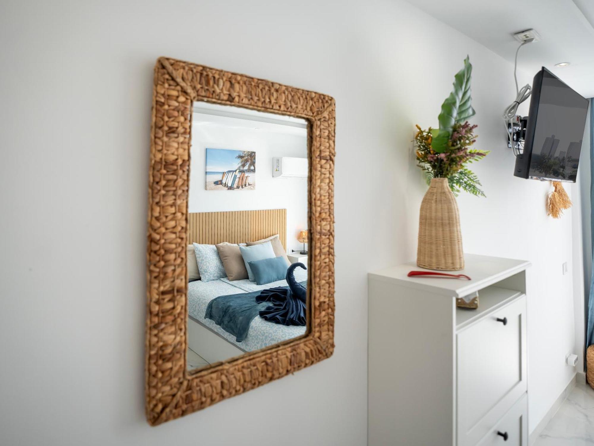 Stylish With Ocean View And Pool, Ponderosa, 322 Costa Adeje (Tenerife)