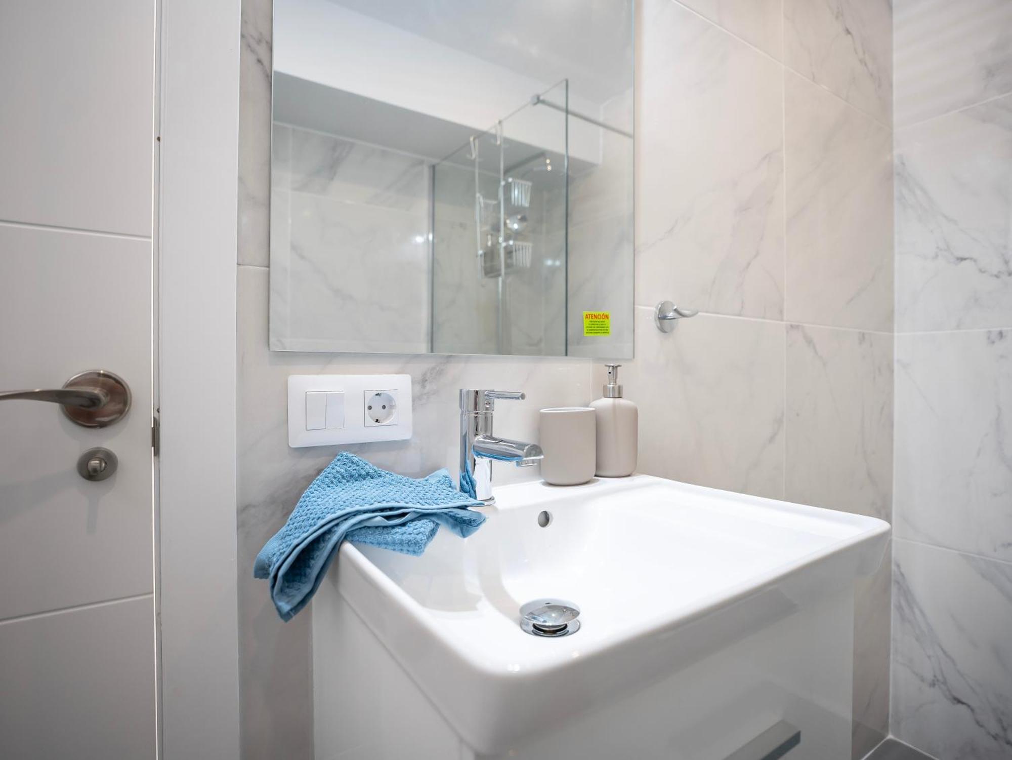 Stylish With Ocean View And Pool, Ponderosa, 322 Apartamento