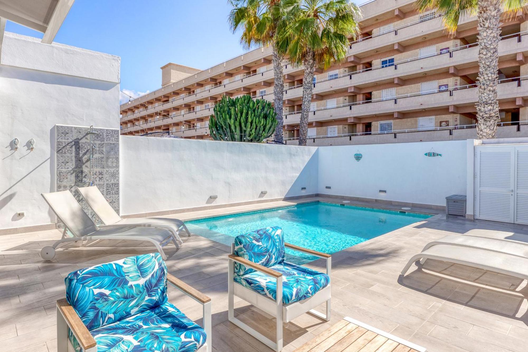 With Private Pool * Callao Salvaje