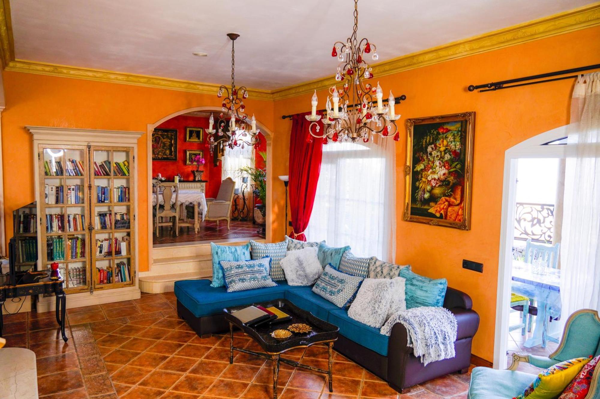 Bella Villa *