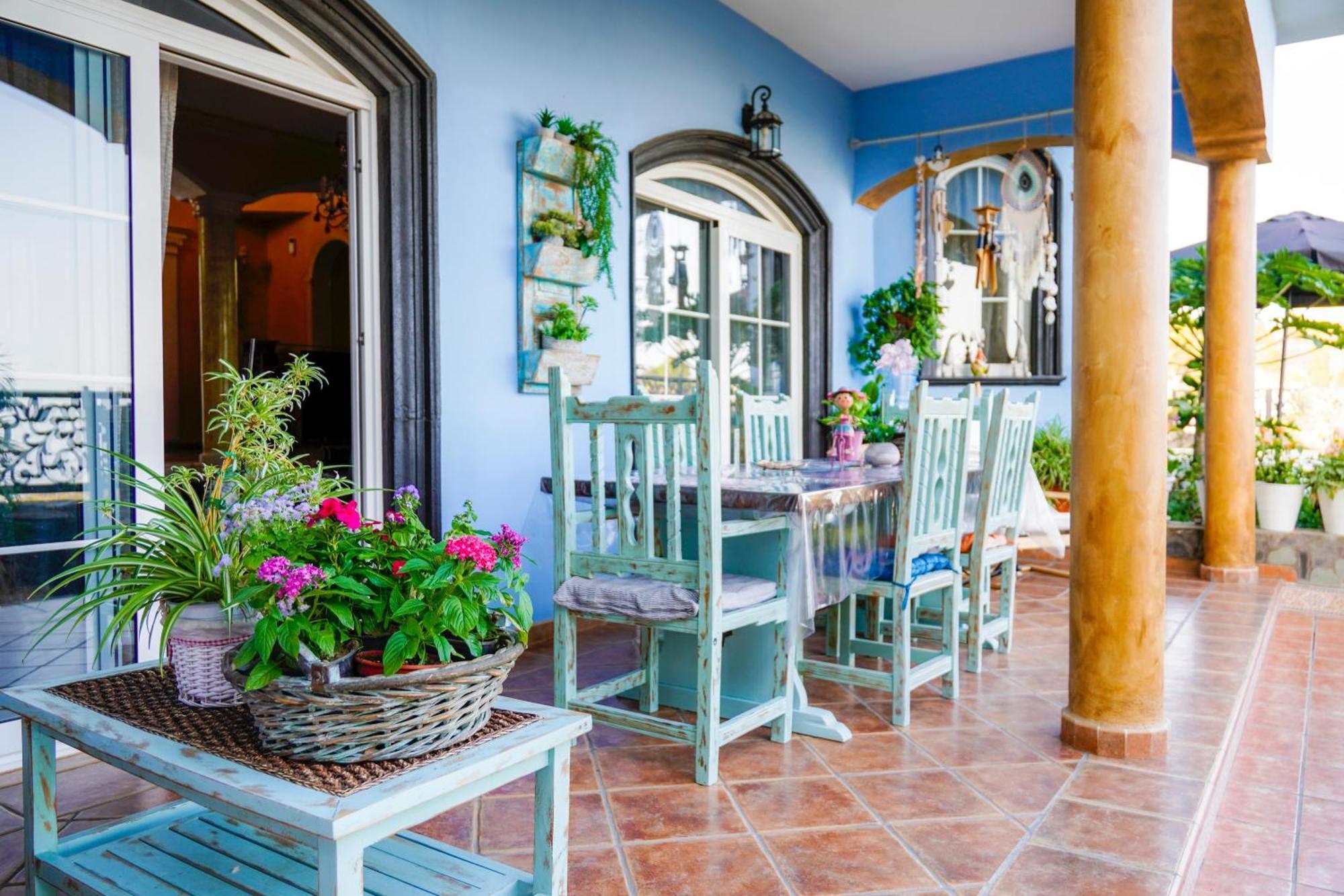 Bella Villa