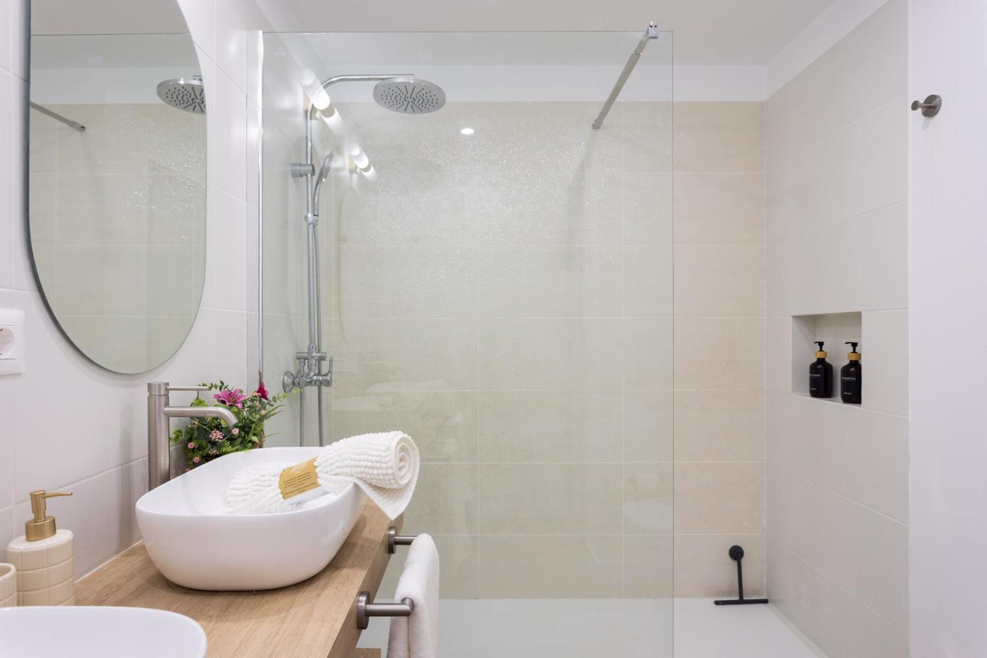 Home2book Chic Getaway Sea Views &pool Apartment *