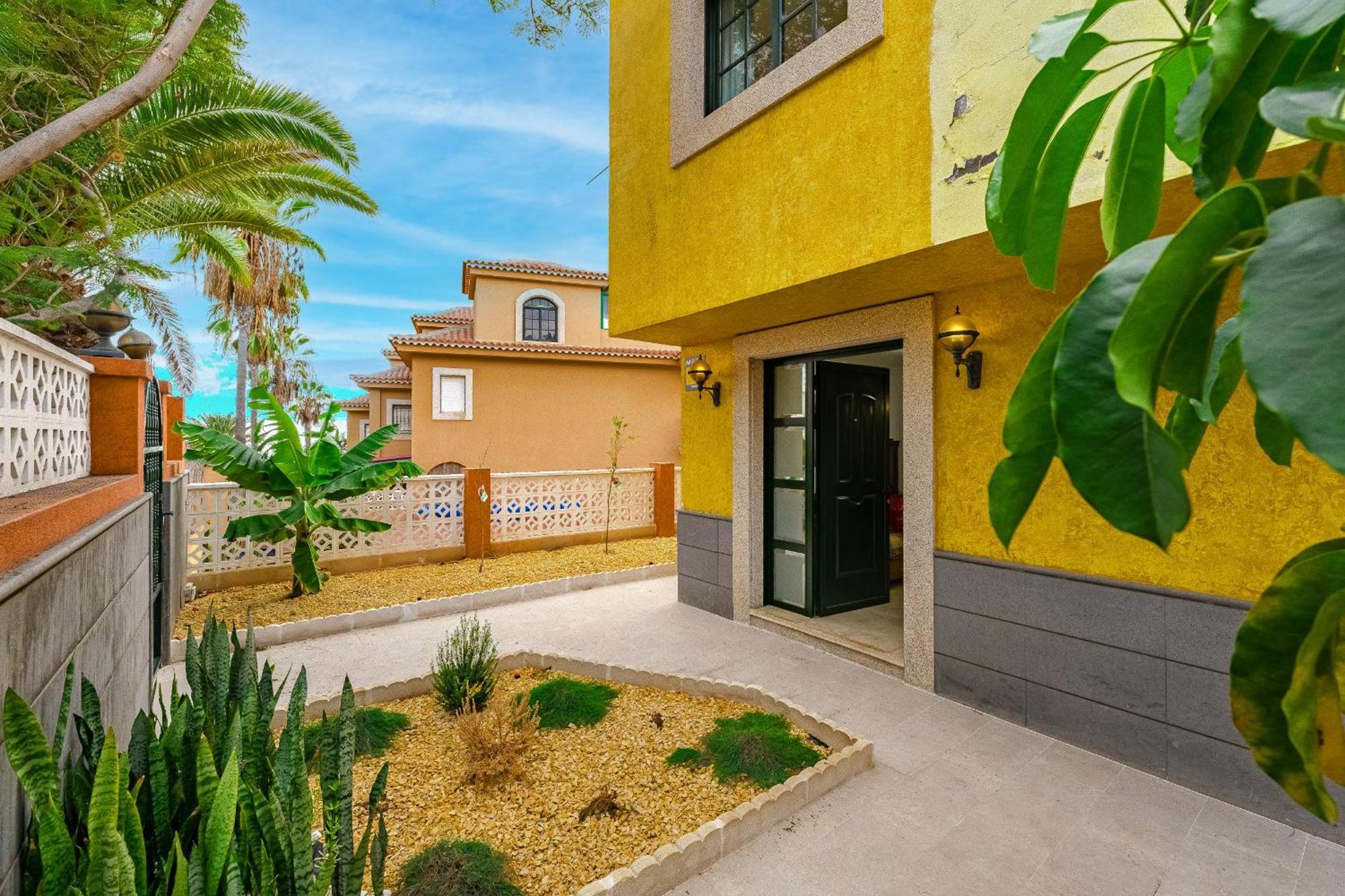 - 3 Bedroom House With Pool Сasa de vacaciones *
