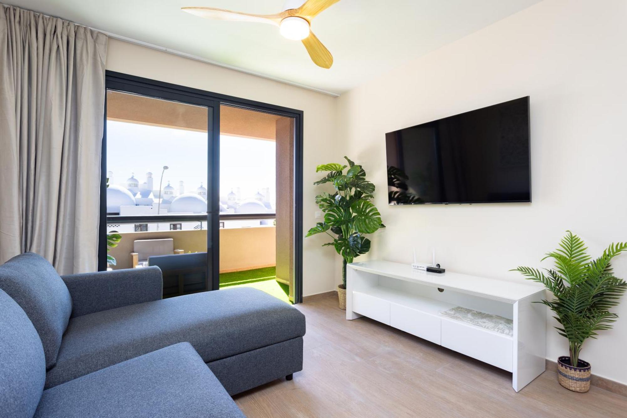 Gorgeous Paraiso Free Wifi Apartment Playa Paraiso (Tenerife)