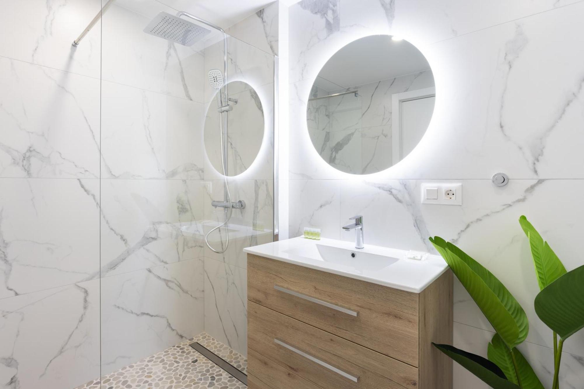 Gorgeous Paraiso Free Wifi Apartment Playa Paraiso (Tenerife)