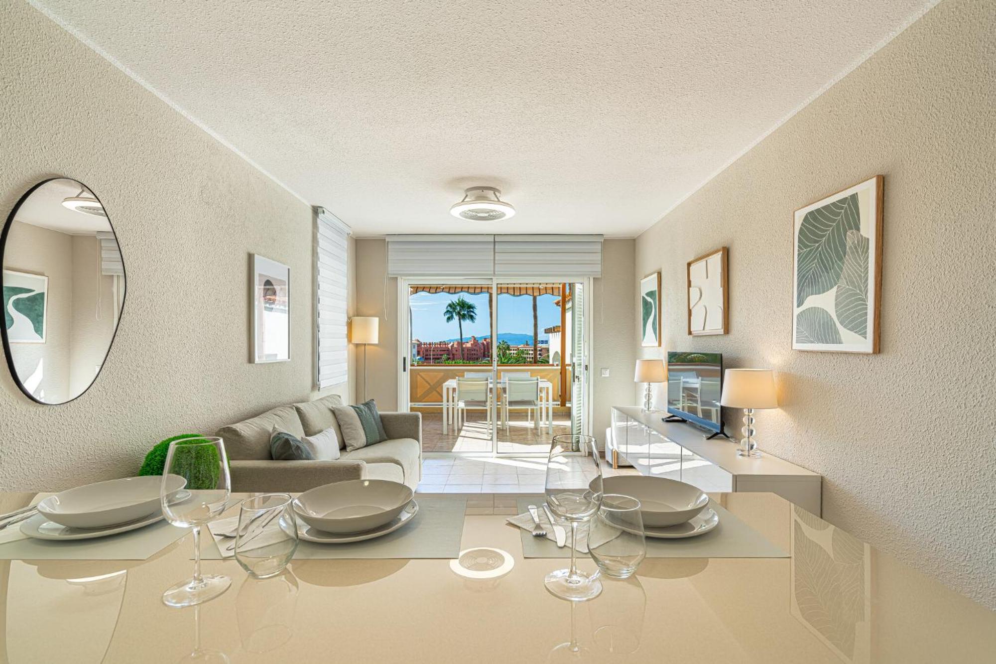 Oasi La Caleta Apartment *