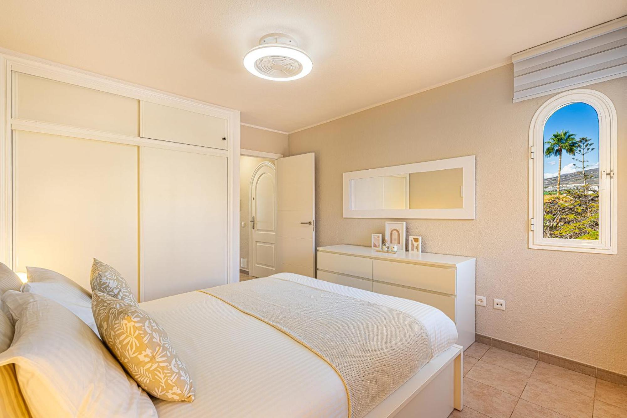 Oasi La Caleta Apartment